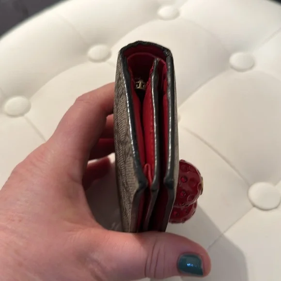 Gucci Supreme GG Cherry Wallet-VGUC - Picture 4 of 12